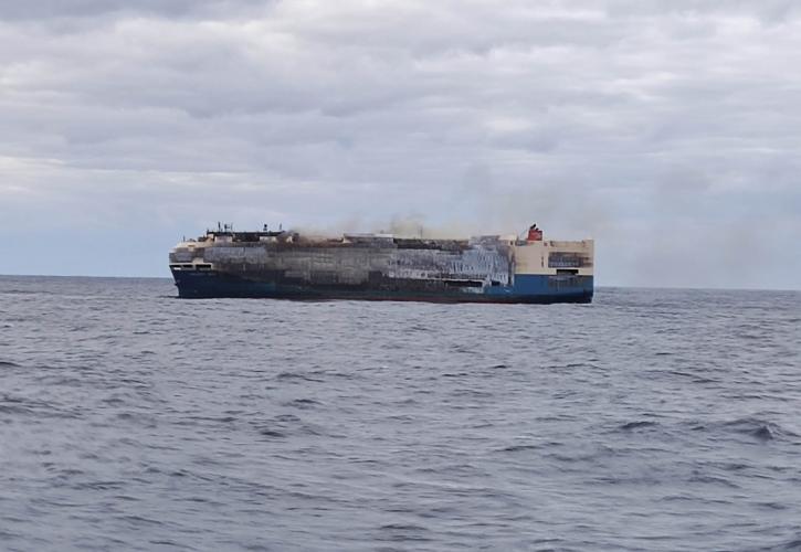 Αγωγές σε βάρος της Volkswagen μετά από πυρκαγιά σε φορτηγό πλοίο