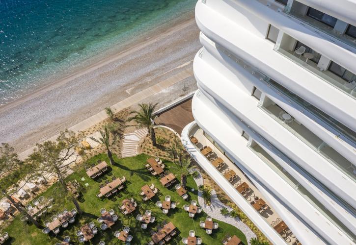 Brown Hotels: Υψηλές πληρότητες, επένδυση στην τουριστική εκπαίδευση και νέα ξενοδοχεία φέρνει το 2024