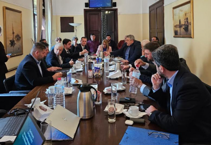 ΑΔΜΗΕ: Συνάντηση με την Τοπική Αυτοδιοίκηση της Κρήτης για την ηλεκτρική διασύνδεση με την Αττική