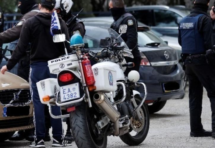 Λήξη συναγερμού στο Σύνταγμα – Άδεια η βαλίτσα που θεωρήθηκε ύποπτη