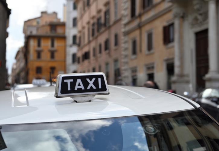 Ιταλία: Αντιμετωπίζει σοβαρή έλλειψη σε ταξί