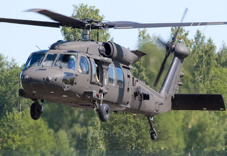 Προχωρά η προμήθεια των 35 ελικοπτέρων UH-60M Black Hawk για τις Ένοπλες Δυνάμεις