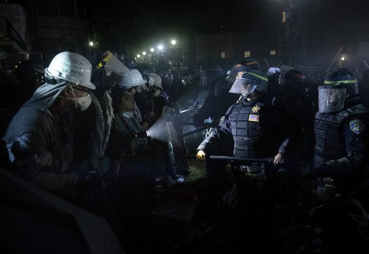 ΗΠΑ: Η αστυνομία διέλυσε τον καταυλισμό φοιτητών υπέρ των Παλαιστινίων στο Πανεπιστήμιο της Καλιφόρνια