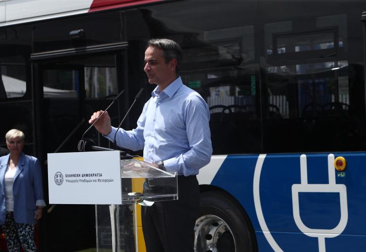 Μητσοτάκης: Η κυκλοφορία των νέων ηλεκτρικών λεωφορείων σηματοδοτεί την έλευση μιας νέας Ελλάδας