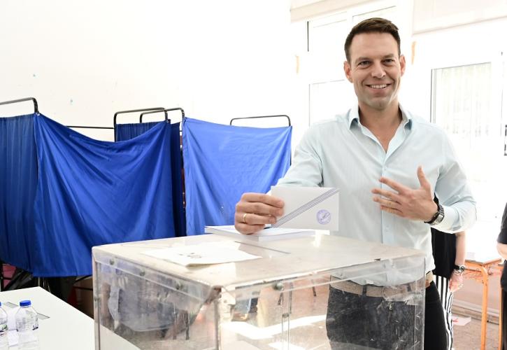 Κασσελάκης: Παροτρύνω όλους τους συμπολίτες μας να έρθουν, να πάρουν τη ζωή στα χέρια τους