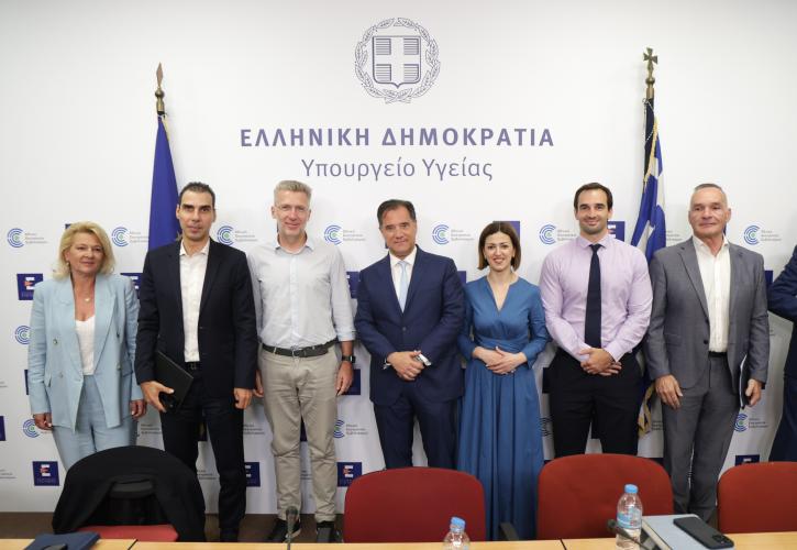 Η διαφάνεια στο επίκεντρο της συνάντησης Γεωργιάδη με τις Φαρμακευτικές – Τι ανακοινώθηκε