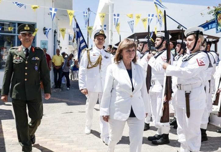 Επίσκεψη της Κατερίνας Σακελλαροπουλου στην Κάσο