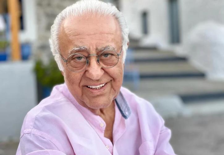 Έφυγε από τη ζωή ο σπουδαίος σκηνοθέτης Τάσος Μπιρσίμ