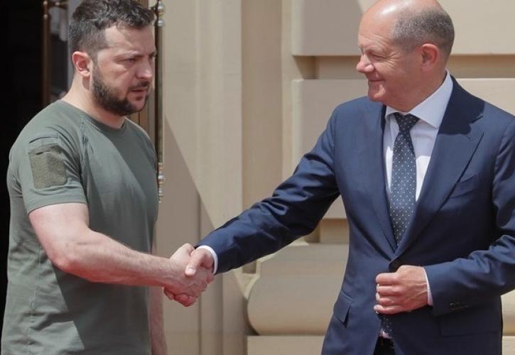 Στο Βερολίνο o Ζελένσκι για συνομιλίες με Σολτς