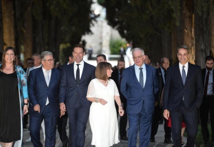 Προεδρικά ενσταντανέ στον Κήπο της Προεδρίας της Δημοκρατίας - Οι πρώην κι οι επόμενοι