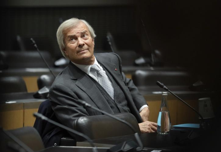Βενσάν Μπολορέ: Ο «Γάλλος Μέρντοχ» που οδηγεί την Λεπέν στην εξουσία