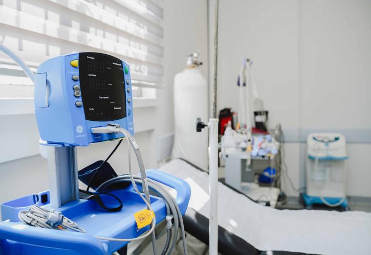 Έρχεται κυβερνητικό σχέδιο για τις αυξήσεις στα ασφάλιστρα υγείας