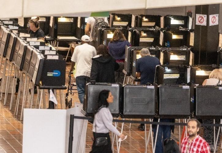 Προεδρικές εκλογές ΗΠΑ: Αγώνας δρόμου για όσο μεγαλύτερη συμμετοχή των ψηφοφόρων