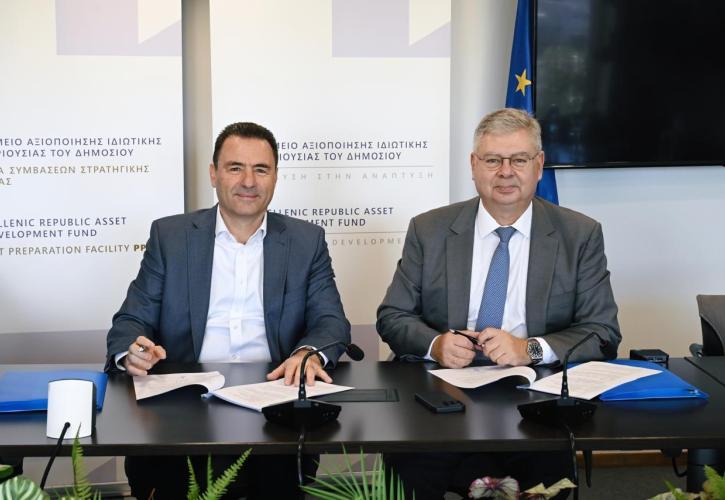 Έπεσαν οι υπογραφές Helleniq Energy και ΤΑΙΠΕΔ για το 35% της ΔΕΠΑ Εμπορίας