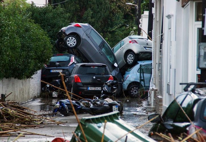Κακοκαιρία Bora: Συνθήκες Βαλένθια στη Ρόδο - Αλλεπάλληλα 112 σε περιοχές της χώρας