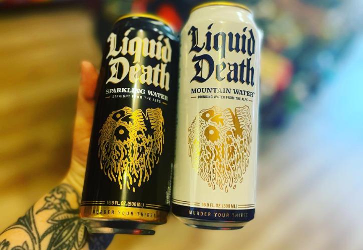 Liquid Death: Πώς μετέτρεψε το απλό νερό σε ένα brand αξίας 1,4 δισ. δολαρίων