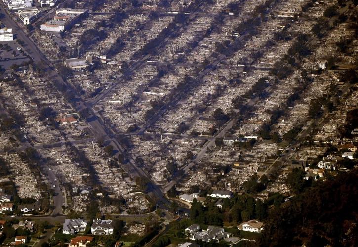 Λος Άντζελες: Φόβοι για κατολισθήσεις και τοξικές ουσίες μετά τις πυρκαγιές - 27 οι νεκροί