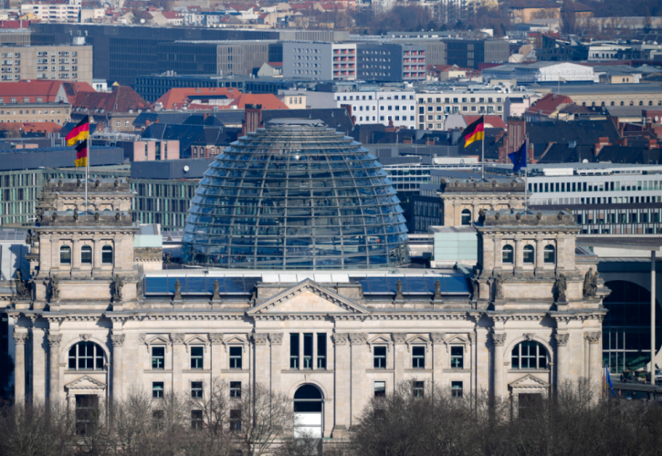Γερμανία: Προ των πυλών η μεγάλη απόφαση στη Bundestag – Το στοίχημα Μερτς και το διακύβευμα για την οικονομία
