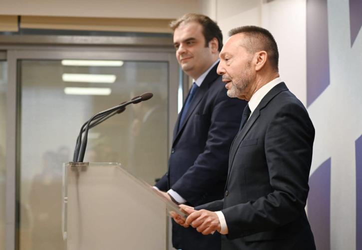 Πιερρακάκης για συνάντηση με Στουρνάρα: Μεταξύ μας υφίσταται πλήρης συναντίληψη