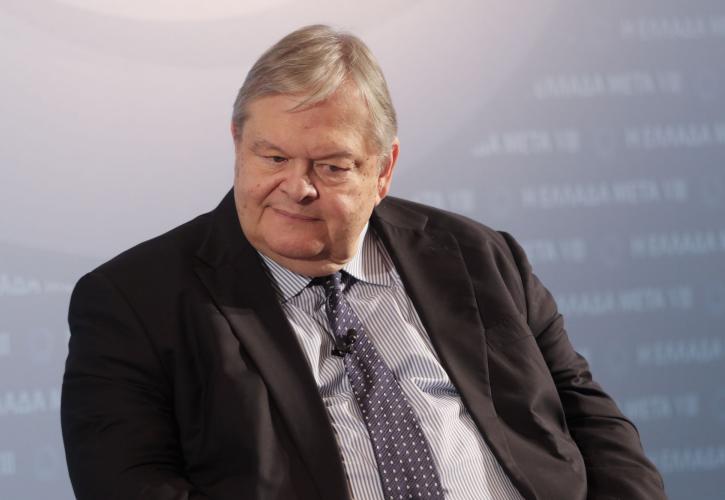 Ευ. Βενιζέλος: Γιατί η κυβέρνηση έπρεπε τώρα να προκαλέσει αυτή τη συζήτηση για το άρθρο 15 της ΕΣΔΑ;
