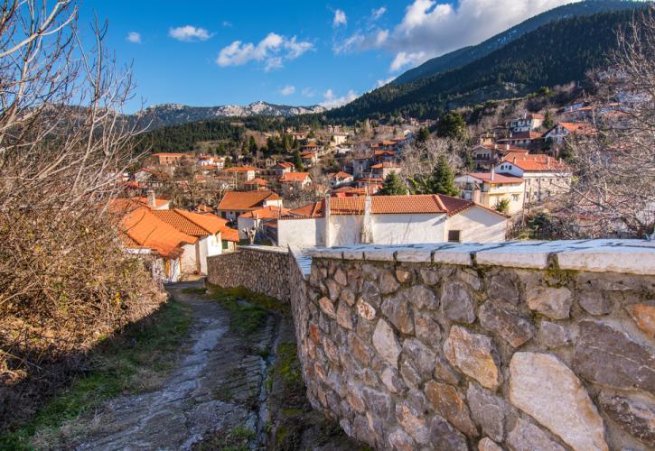 Εξοχική κατοικία: «Χτυπάει κόκκινο» η διεθνής ζήτηση - Πόσα δίνουν, από πού προέρχονται οι αγοραστές