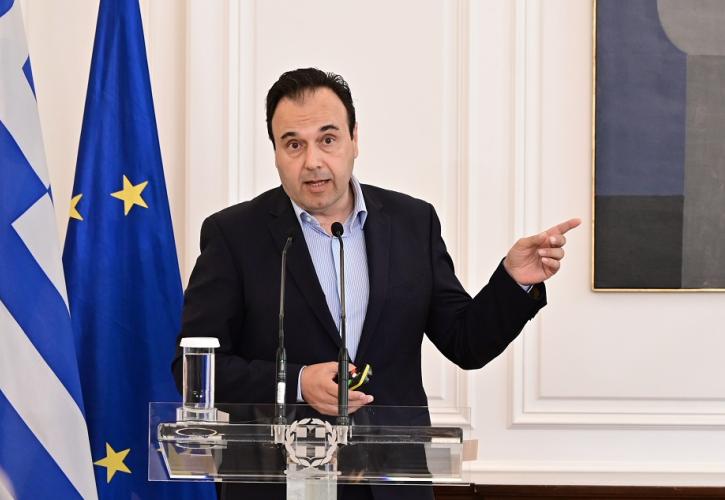 Παπαστεργίου για Kids Wallet: Εργαλείο υπεύθυνης χρήσης που ενισχύει το ρόλο των γονιών