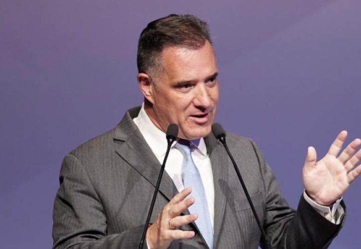 Γεωργιάδης: Αν δεν στηρίξει ένας υπουργός Υγείας το δημόσιο σύστημα Υγείας, είναι τρελός