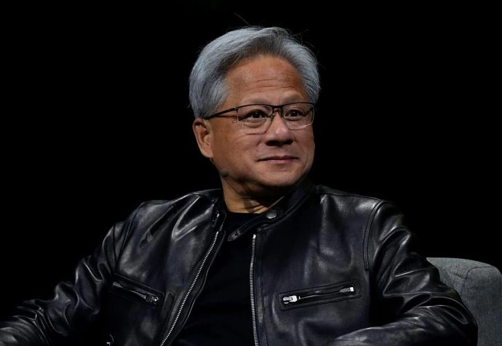 Χουάνγκ (Nvidia): Πούλησε μετοχές αξίας 36,4 εκατ. δολαρίων - «Παραβγαίνει» με Μπάφετ στον πλούτο