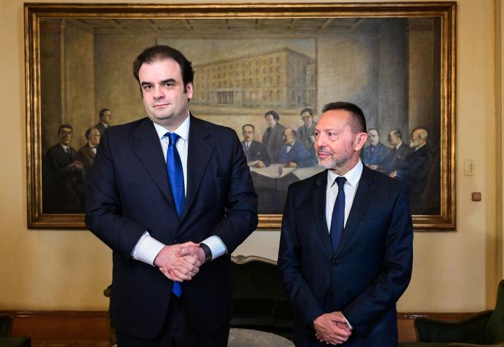 Συνάντηση Πιερρακάκη-Στουρνάρα: «Το ελληνικό τραπεζικό σύστημα έχει πολύ σημαντικές προοπτικές»