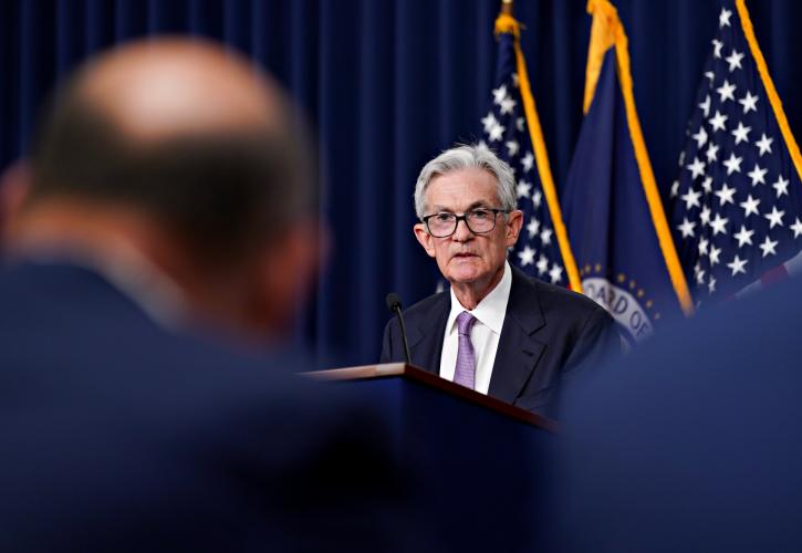 Wait and see από Πάουελ (Fed) για επιτόκια - Το σοκ των δασμών δεν χτύπησε ακόμα