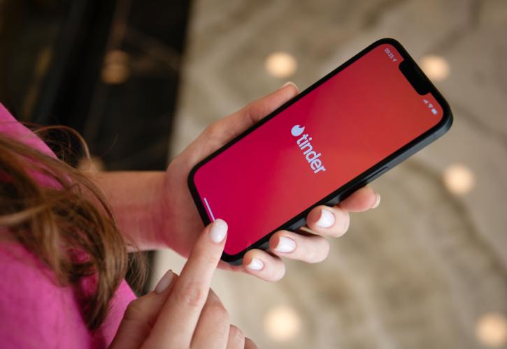 Αποχωρεί η CEO του Tinder