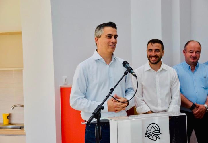 Ο Χρίστος Δήμας στα εγκαίνια του νέου Διθέσιου Νηπιαγωγείου στο Παράλιο Άστρος