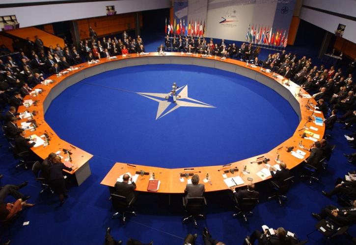 Αβεβαιότητα για Ορμούζ - Θα τα πουν στη Χάγη - Τυπικές δηλώσεις παντού - Οι πονηρούληδες του ΟΠΕΚΕΠΕ