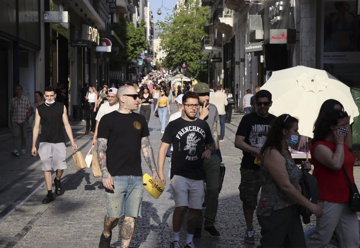 Επιμένει το χάσμα απασχόλησης στην Ελλάδα - Εμπόδια στον δρόμο ένταξης για γυναίκες, νέους και μετανάστες