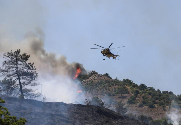 Συνεχίζεται για 3η μέρα η πυρκαγιά στη Χίο - Ήχησαν δύο νέα 112 για απομάκρυνση από Λίθι και Βέσσα