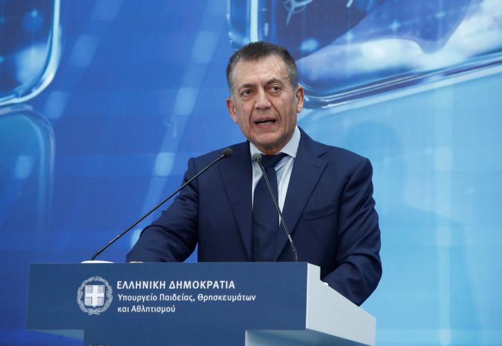 Βρούτσης: Θα περιμένω Γιαννακόπουλο και Αγγελόπουλους ως τις 15:00, αλλιώς τέλος το πρωτάθλημα