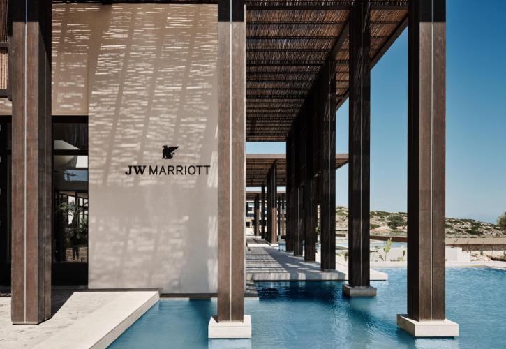 JW Marriott: Το πρώτο παραθαλάσσιο resort του brand στη Μεσόγειο άνοιξε στην Κρήτη