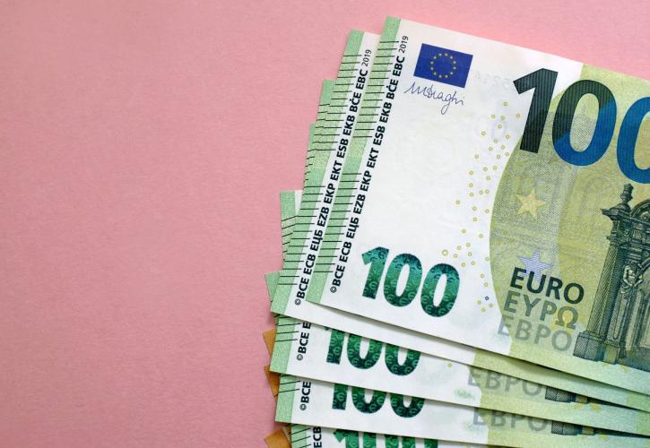 Πότε πληρώνει το επίδομα των 100 ευρώ για τους εργαζόμενους