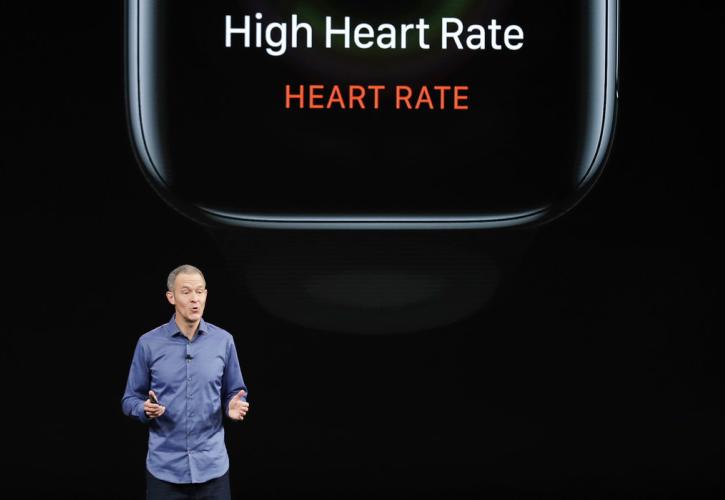 Apple: Αποχωρεί ένας από τους πιθανούς διαδόχους του Τιμ Κουκ