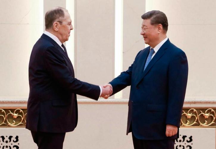 Στην Κίνα ο ΥΠΕΞ της Ρωσίας Λαβρόφ, τι συζήτησαν με τον Πρόεδρο Σι