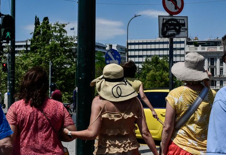 Επίδομα αδείας: Πώς υπολογίζεται και πότε δίνεται - Τι αλλάζει με το νέο Εργασιακό