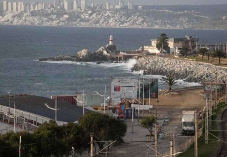 Τσουνάμι στον Ειρηνικό: 1,4 εκατ. πολίτες απομακρύνθηκαν από την ακτογραμμή της Χιλής