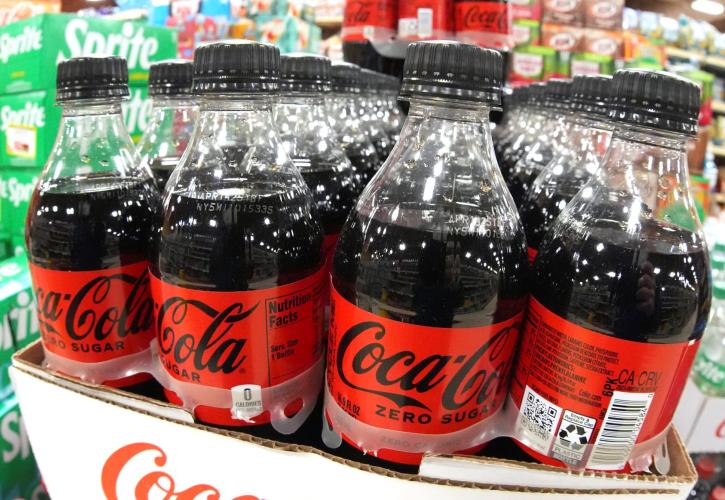 Ισχυρό β' τρίμηνο για Coca-Cola με ώθηση από Ευρώπη: Καθαρά κέρδη 3,81 δισ. δολάρια