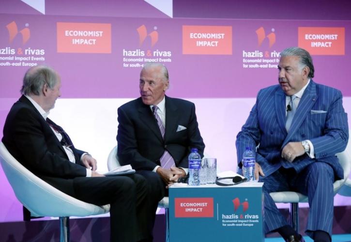 Economist Impact: Ζωηρή συζήτηση ανάμεσα σε οικονομολόγο και Ελληνοαμερικάνο επιχειρηματία