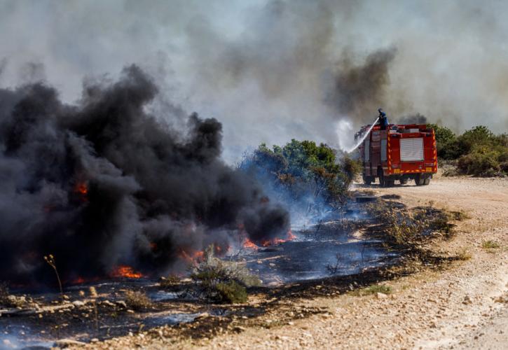 Κύπρος: Συνεχίζεται η πύρινη κόλαση στη Λεμεσό για 2η μέρα - Δύο νεκροί, δεκάδες καμένα σπίτια