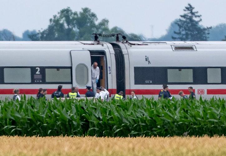 Γερμανία: Τέσσερις τραυματίες σε επίθεση με τσεκούρι σε τρένο στην Βαυαρία