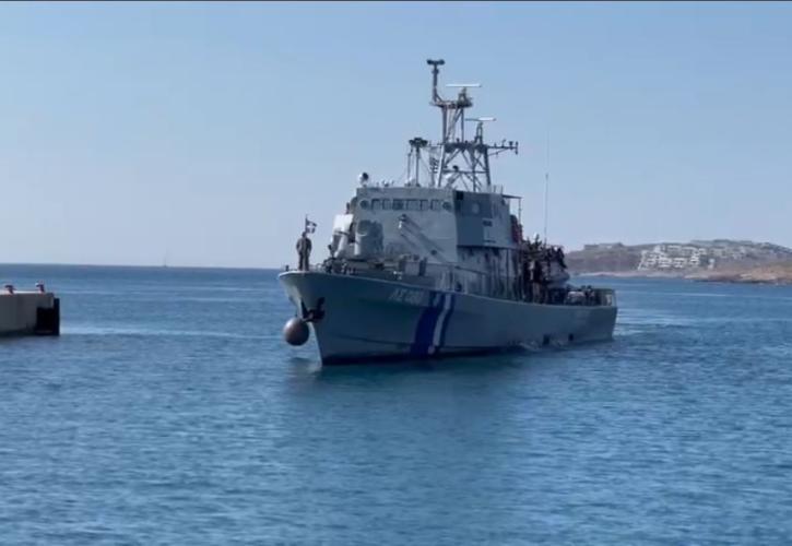 Από Κρήτη απευθείας στο Λαύριο για κράτηση οι πρώτοι μετανάστες που εισήλθαν παράνομα απ' τη Λιβύη