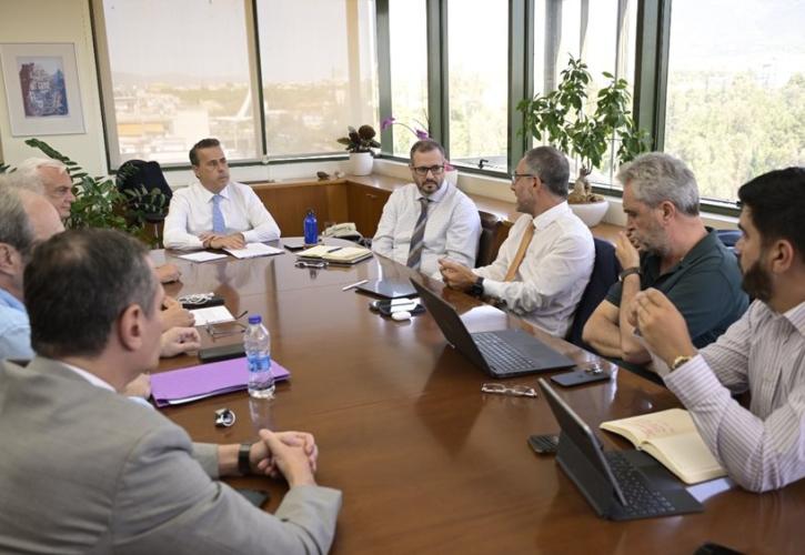 ΥΠΕΝ: Σύσκεψη συντονισμού για την ηλεκτροδότηση ενόψει καύσωνα