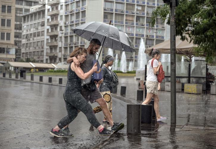 Ρεκόρ βροχής 197 ημερών στην Αθήνα - Σε ποια γειτονιά καταγράφηκε