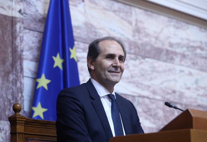 Στην Αλεξάνδρεια Ημαθίας το «τελευταίο αντίο» στον Απόστολο Βεσυρόπουλο